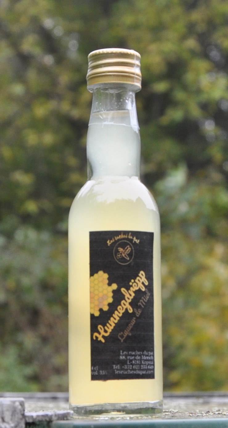 Hunnegdrëpp 4cl: 4€ la bouteille